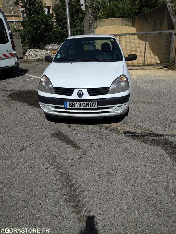 хэтчбек Renault CLIO