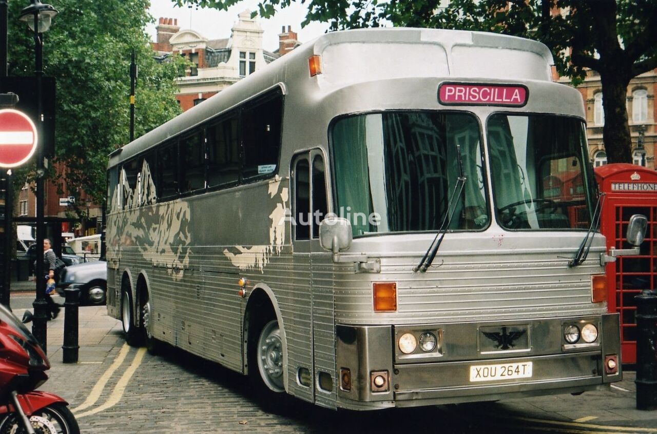 kahekorruseline buss Detroit Diesel Available American Silver Eagle MK 05 Coach