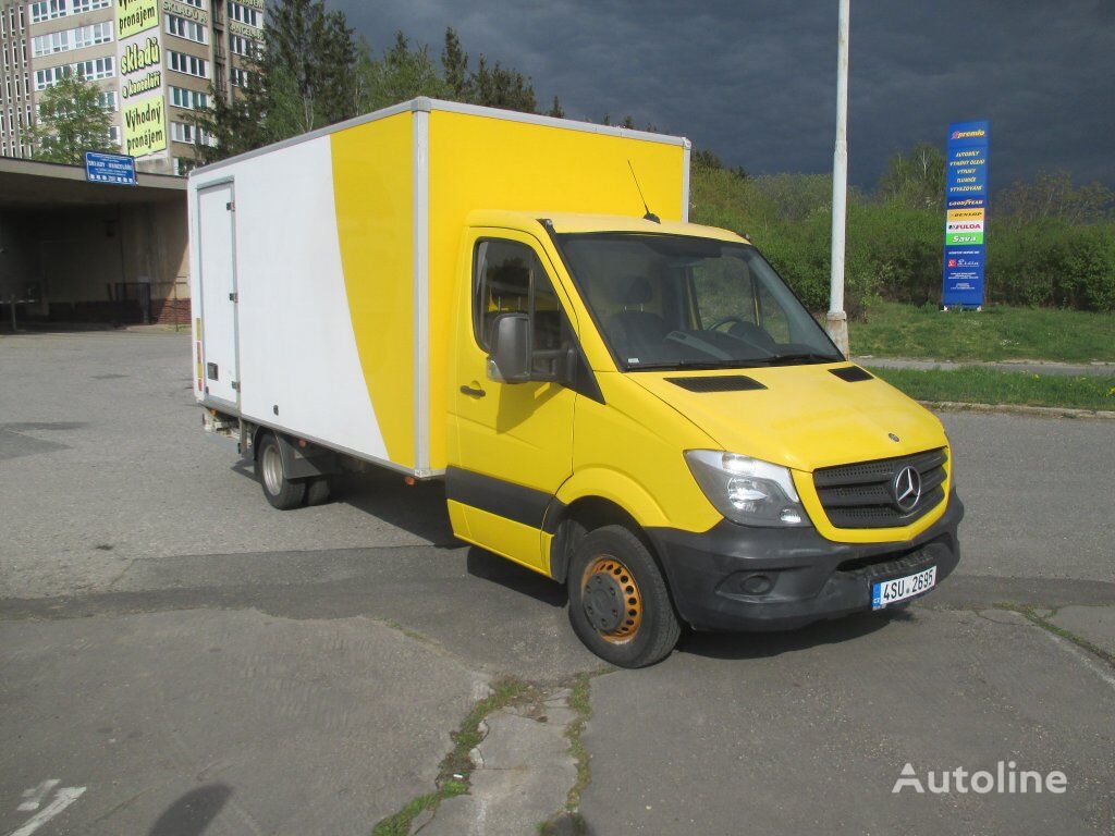 автофургон < 3.5т Mercedes-Benz Sprinter 513 CDI,8 palet, hydr. čelo