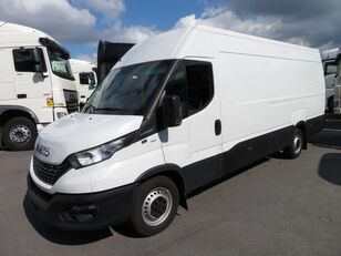 kaubik IVECO DAILY 35 S 16 A8