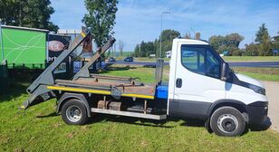 konkslift veoauto IVECO DAILY