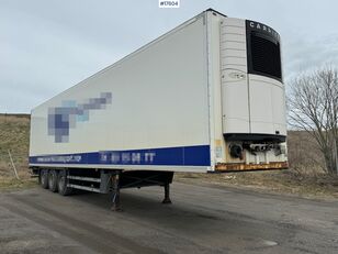 külmik poolhaagis Schmitz Cargobull box semi w/ fridge/freezer unit and hanging rail