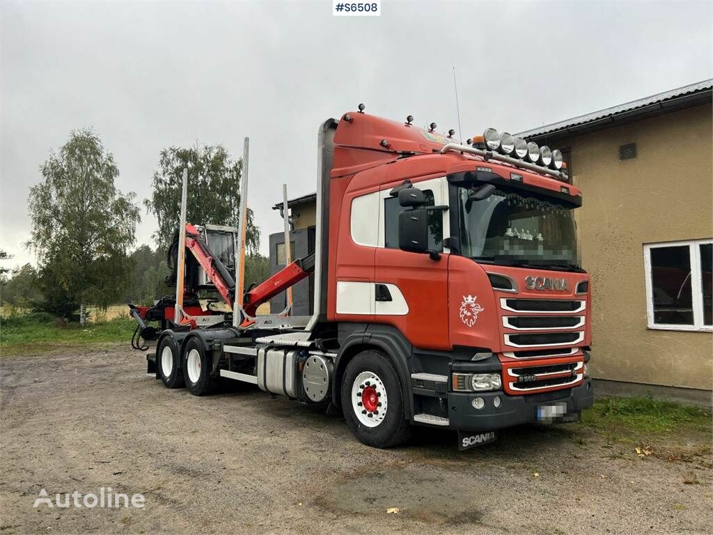 metsaveok veoauto Scania R560 Timber Truck with trailer and crane