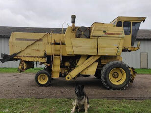 kombain NEW HOLLAND 1550S sælges i dele/for parts varuosadena