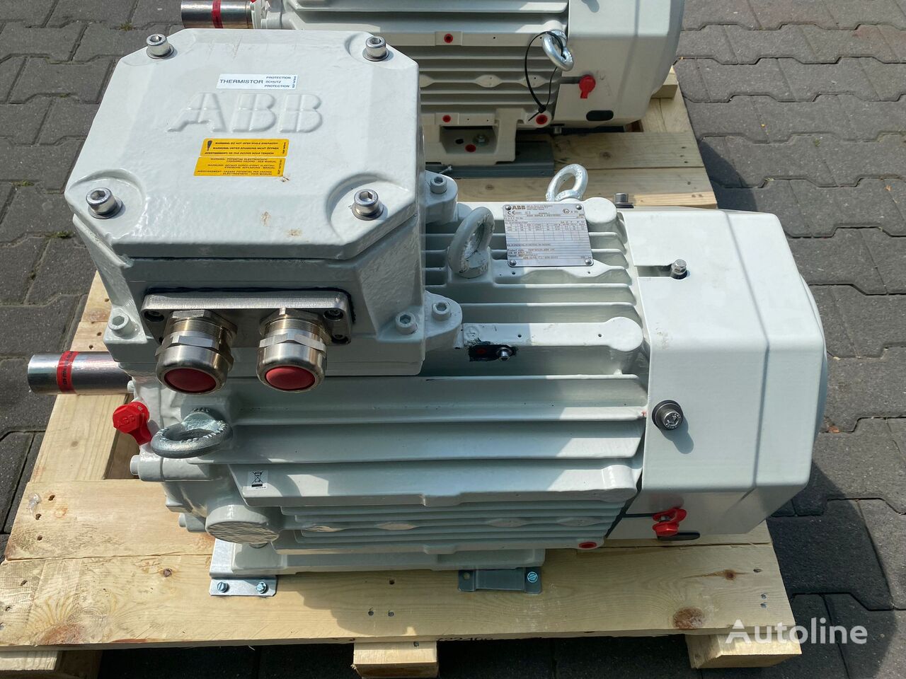 mootor ABB M3HP , 180MLB . Two low-voltage,New motors