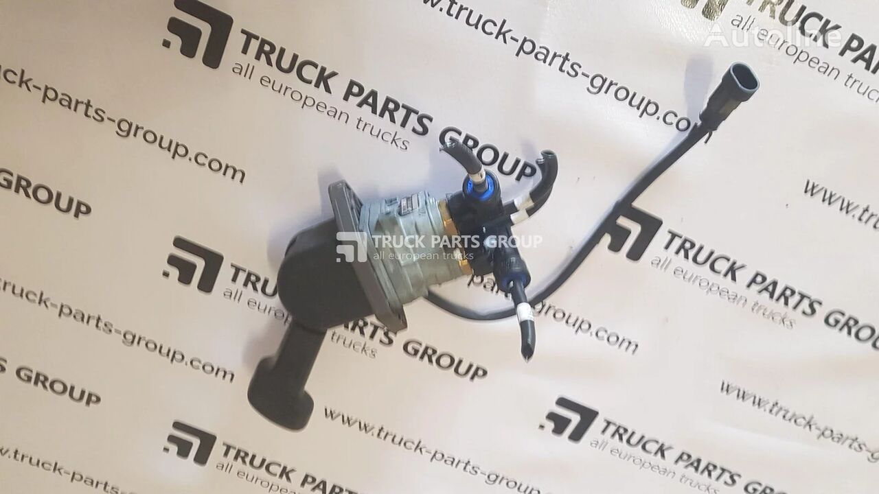 блок управления IVECO STRALIS EURO6 hand brake valve 15194, 7420532931, 7421051046, 20 для тягача IVECO STRALIS EURO6