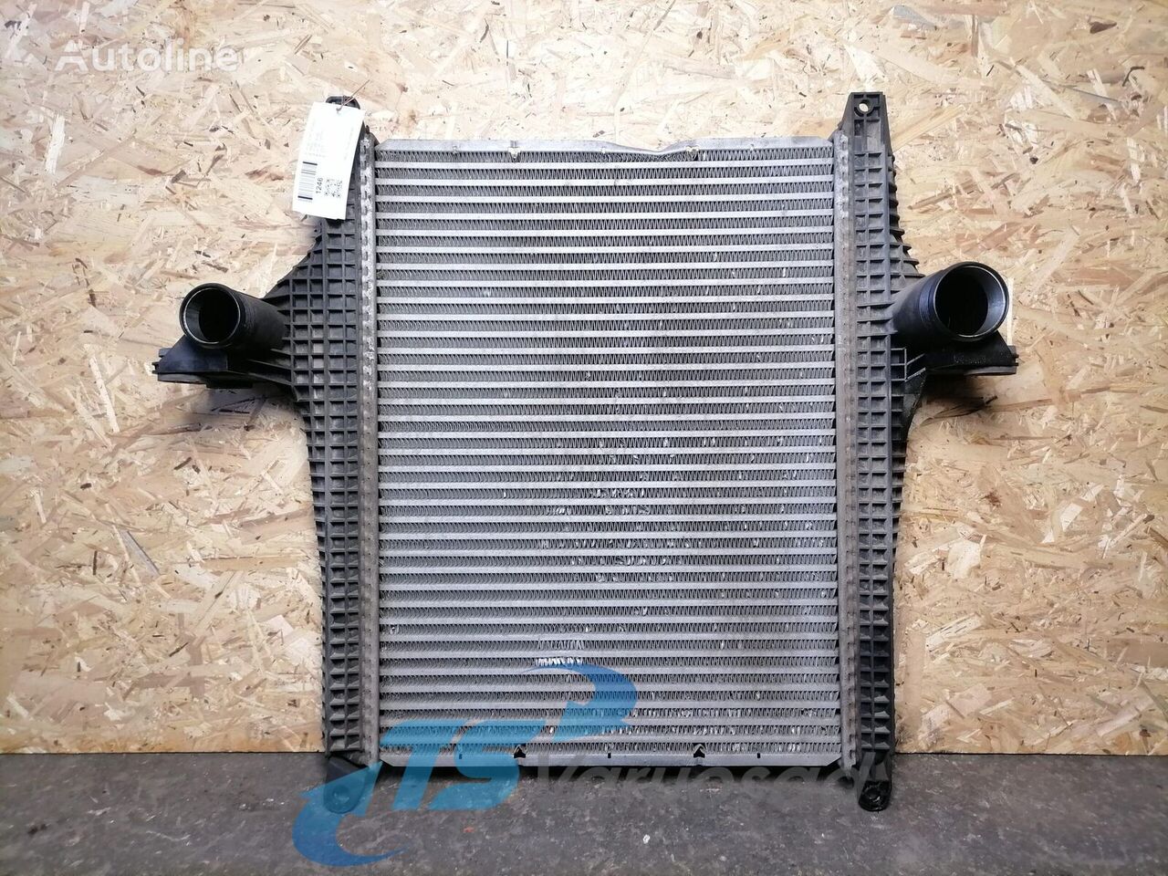 интеркулер MAN Intercooler radiator 81061006556 для тягача MAN TGM 18.240