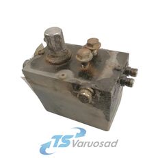 насос подъема кабины Volvo Cab tilting pump 82053294 для тягача Volvo FE280