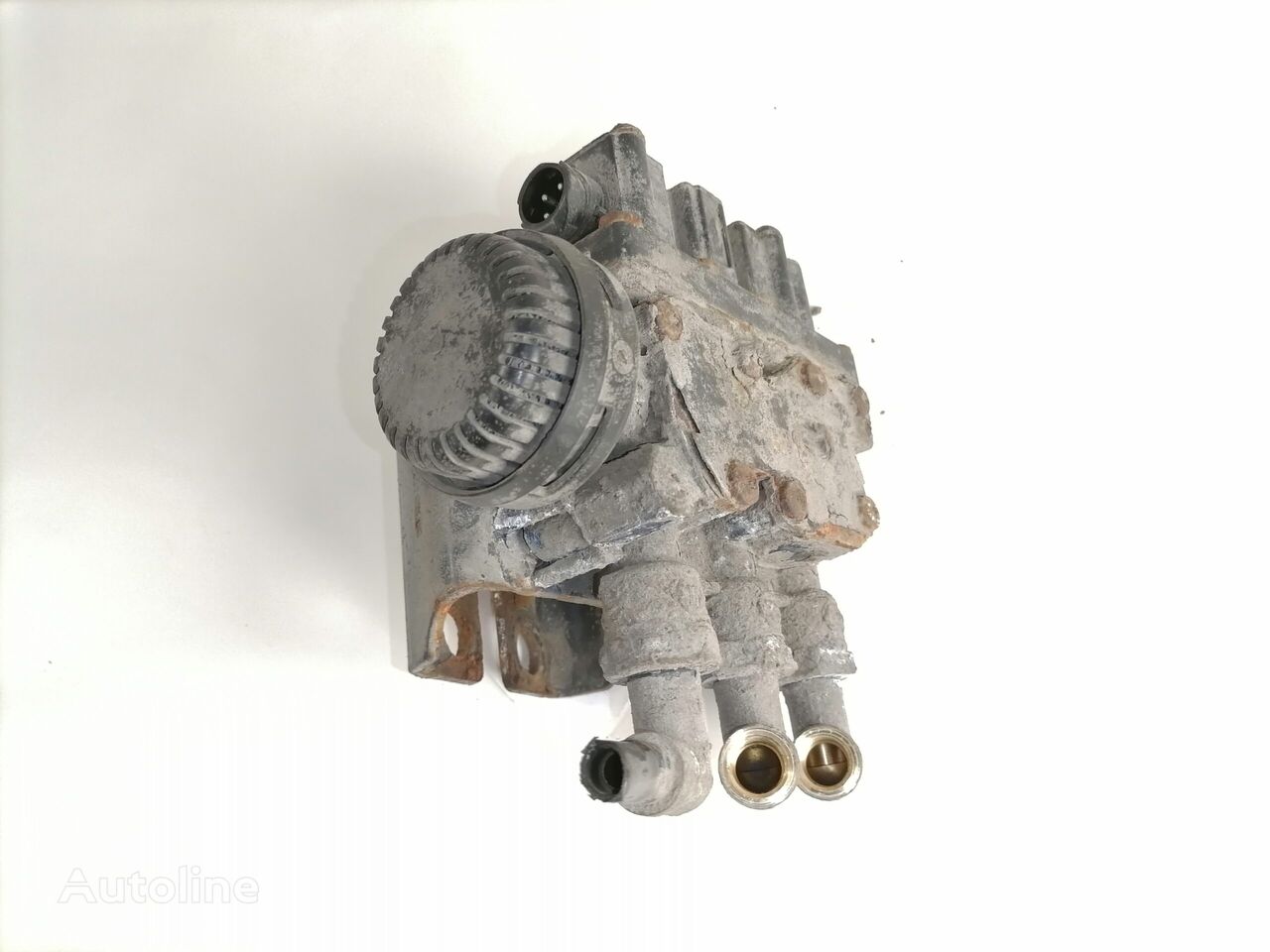 пневмоклапан Volvo Air suspension control valve, ECAS 4728800040 для тягача Volvo FH-440